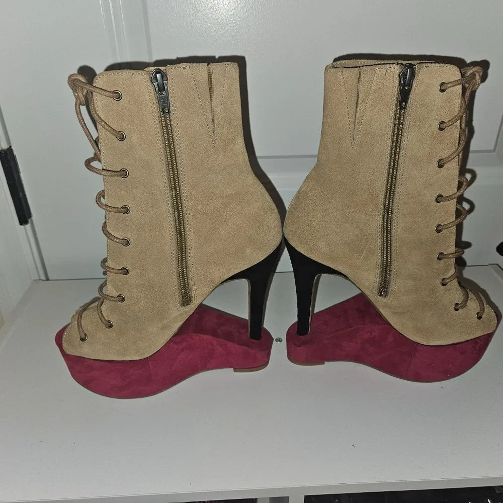 Dolce Vita 8 Bootie - Picture 6 of 12